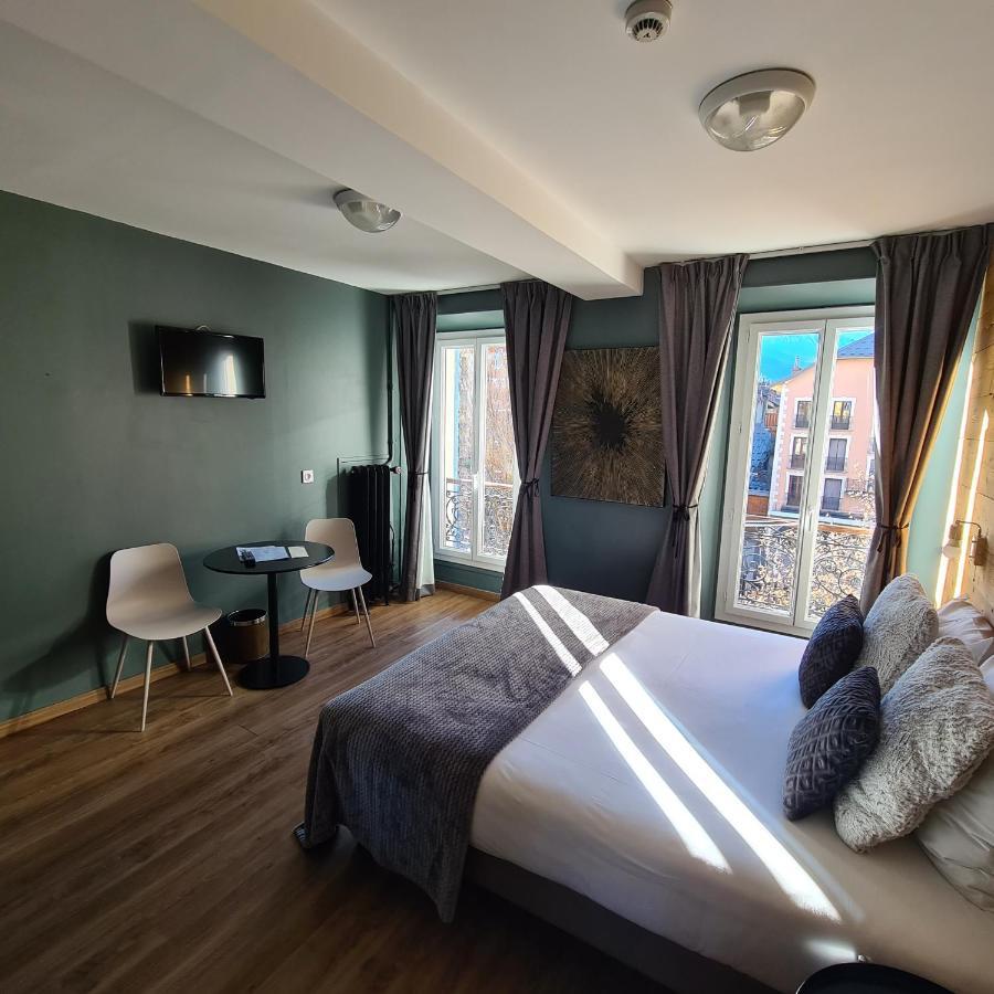 Le Grand Hotel Barcelonnette Zewnętrze zdjęcie
