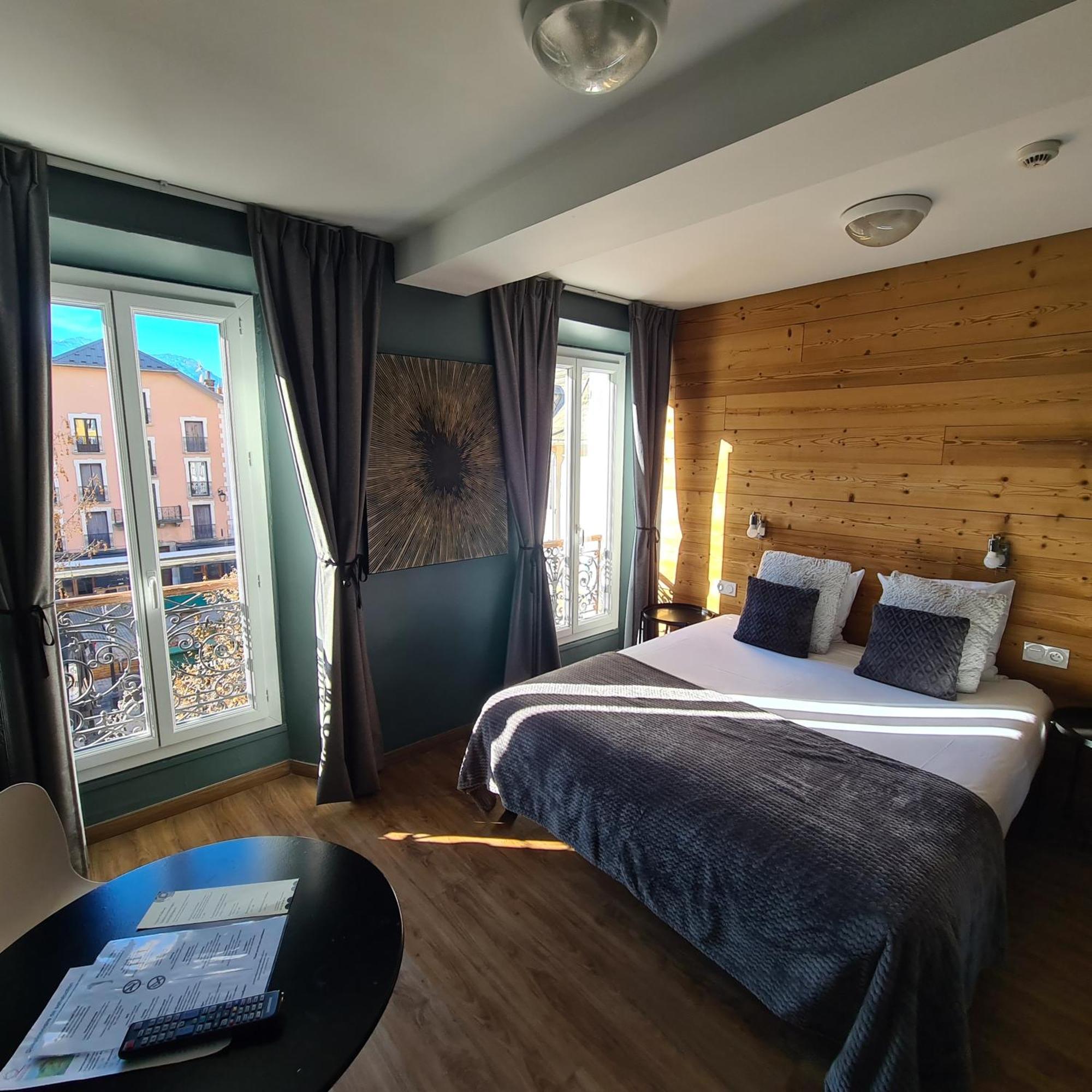 Le Grand Hotel Barcelonnette Zewnętrze zdjęcie